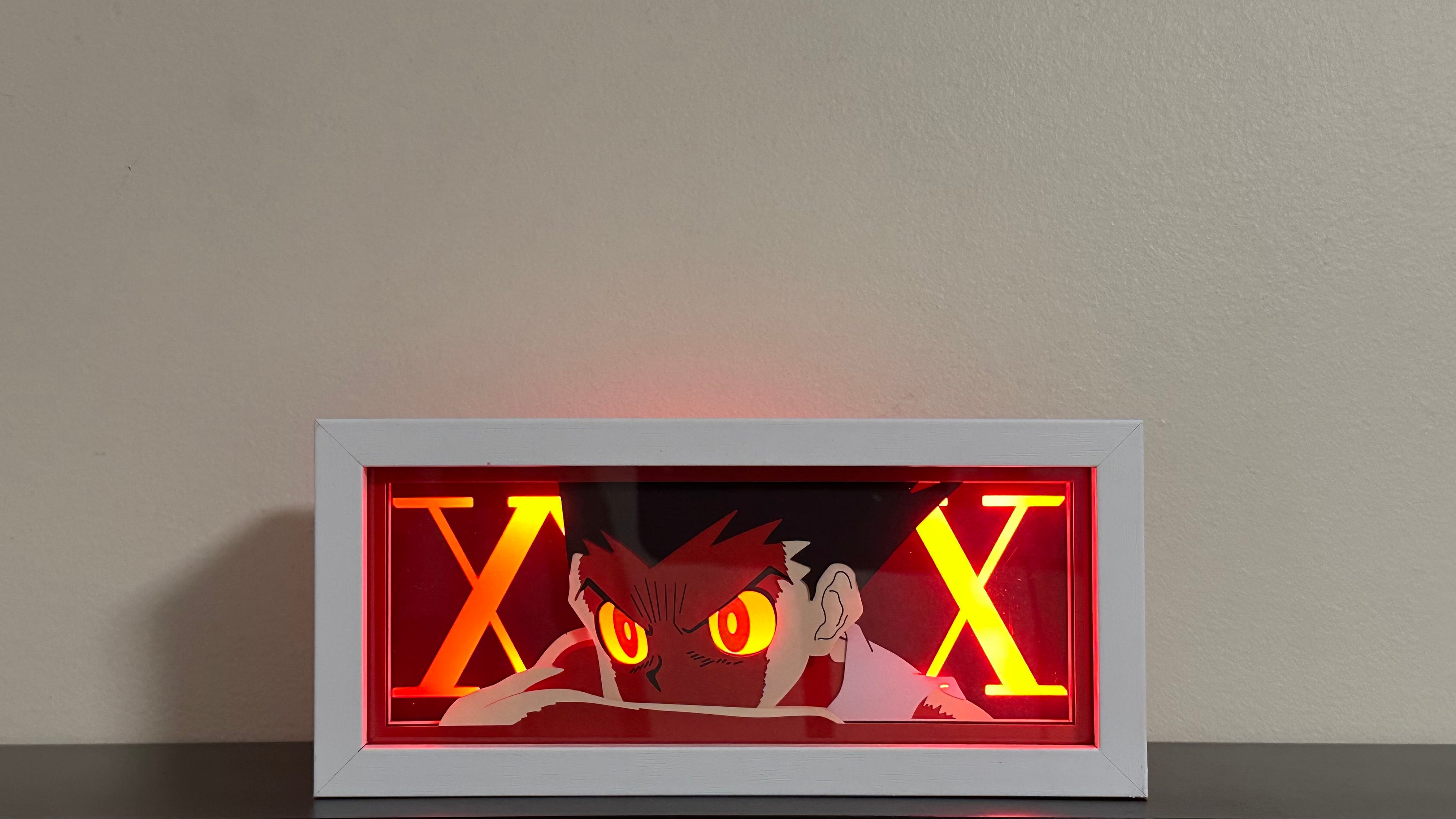 Gon 1 - LED Light Box